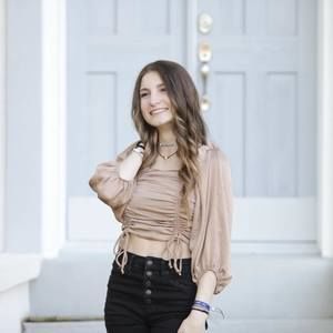 Meet your Posher, Erin